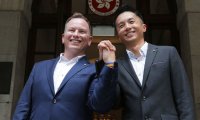 【香港设立机制，允许同性婚姻公务员申领已婚福利】