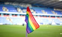 【2022卡塔尔世界杯：在球场内展示彩虹旗可能会被没收】